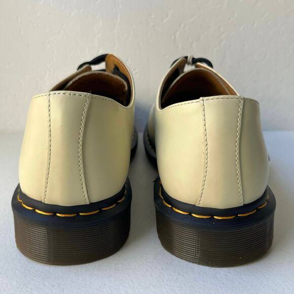 Oxfords_&_Derbys